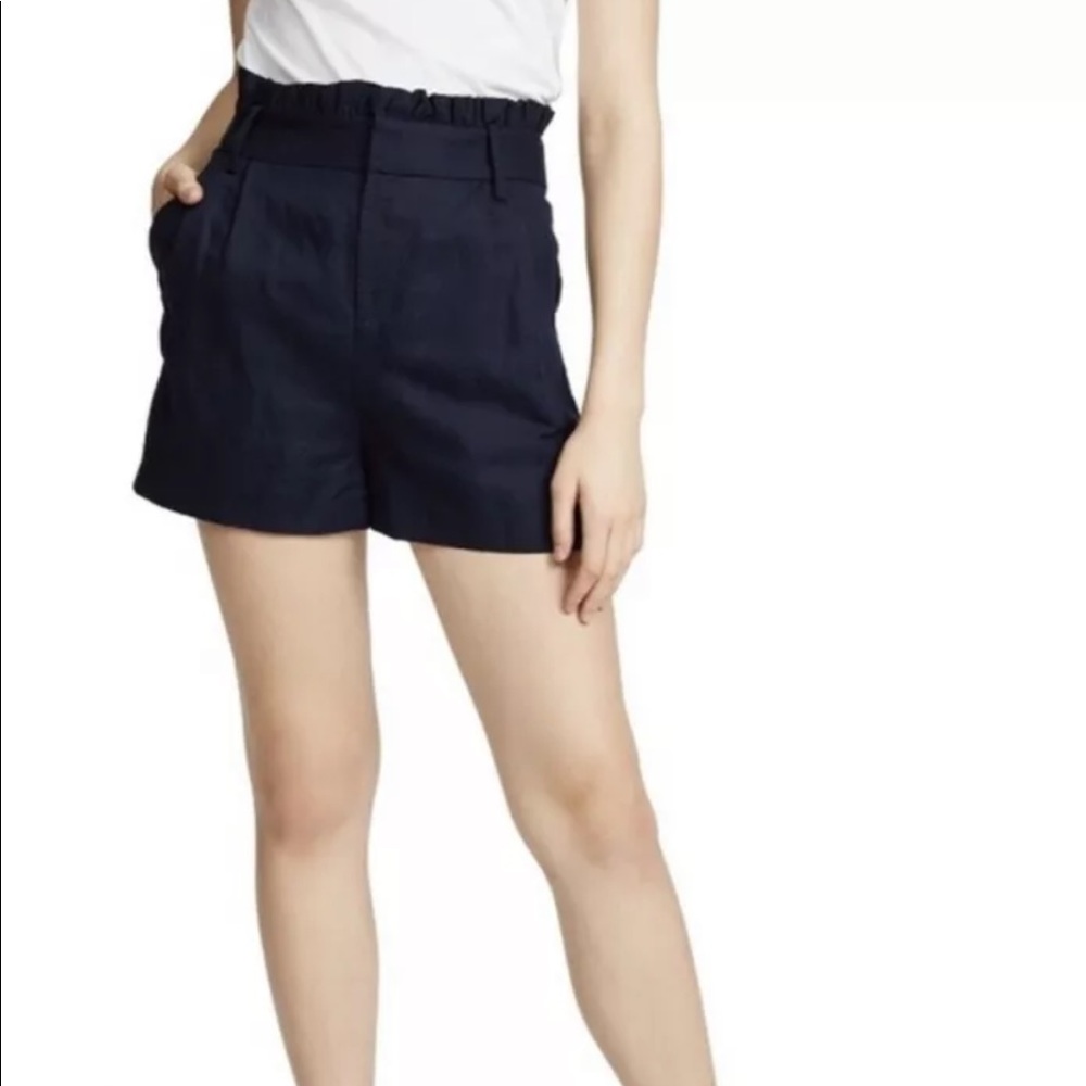 NWOT Frame 100% Linen Paper bag shorts